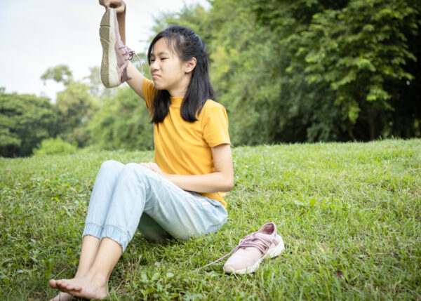 Transpiration, cheveux gras et autres petits tracas : on en parle